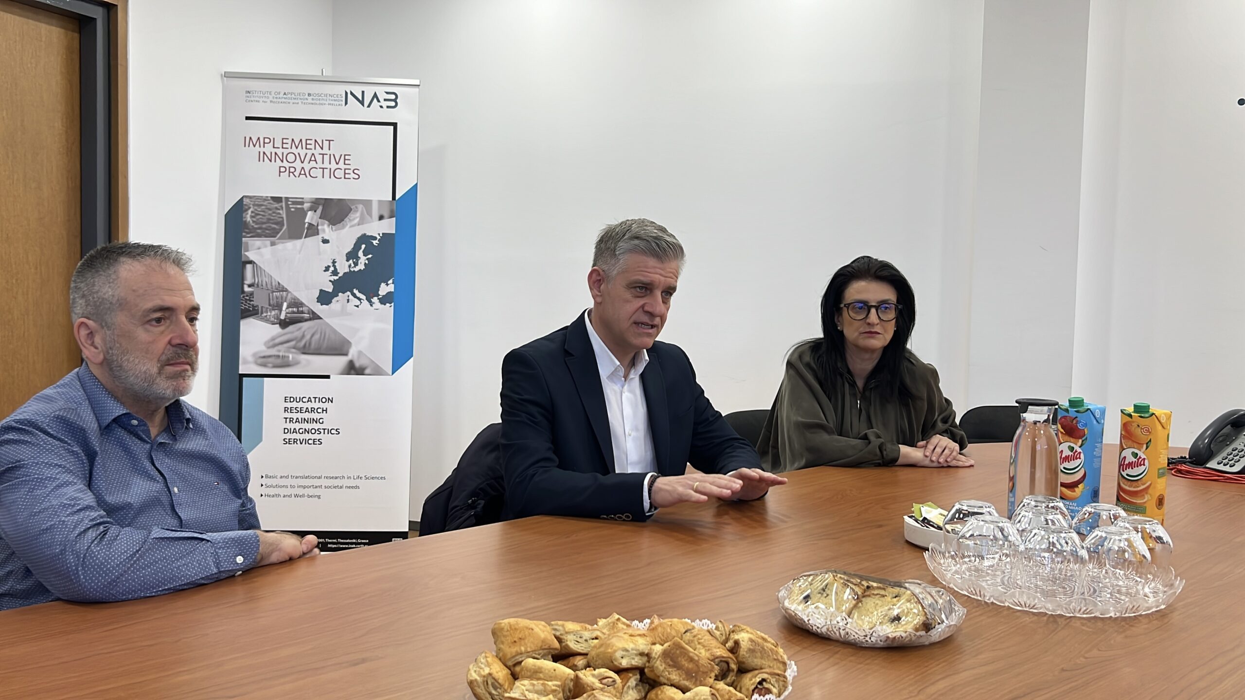 ΕΝΙΣΧΥΟΝΤΑΙ ΟΙ ΕΛΕΓΧΟΙ ΓΙΑ ΤΟΝ ΟΜΑΛΟ ΕΦΟΔΙΑΣΜΟ ΤΗΣ ΑΓΟΡΑΣ ΕΝΟΨΕΙ ΤΟΥ ΠΑΣΧΑ